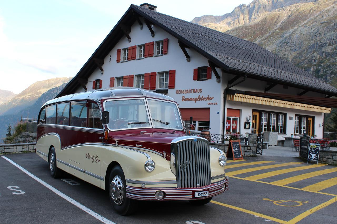 ホテルBerggasthaus Dammagletscher ゲシェネン エクステリア 写真